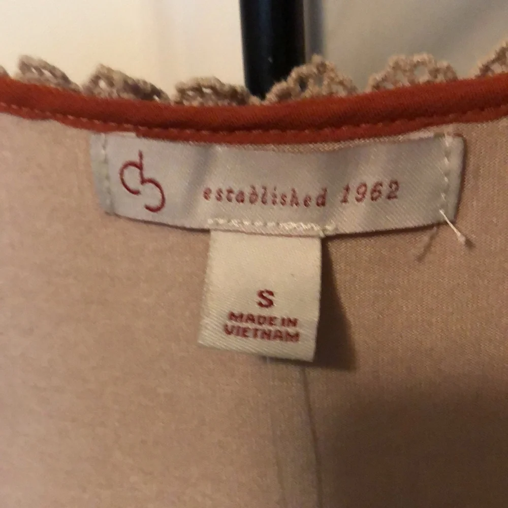 SOLD 3/$12❤️NWT Cb established 1962 Top - Picture 6 of 6